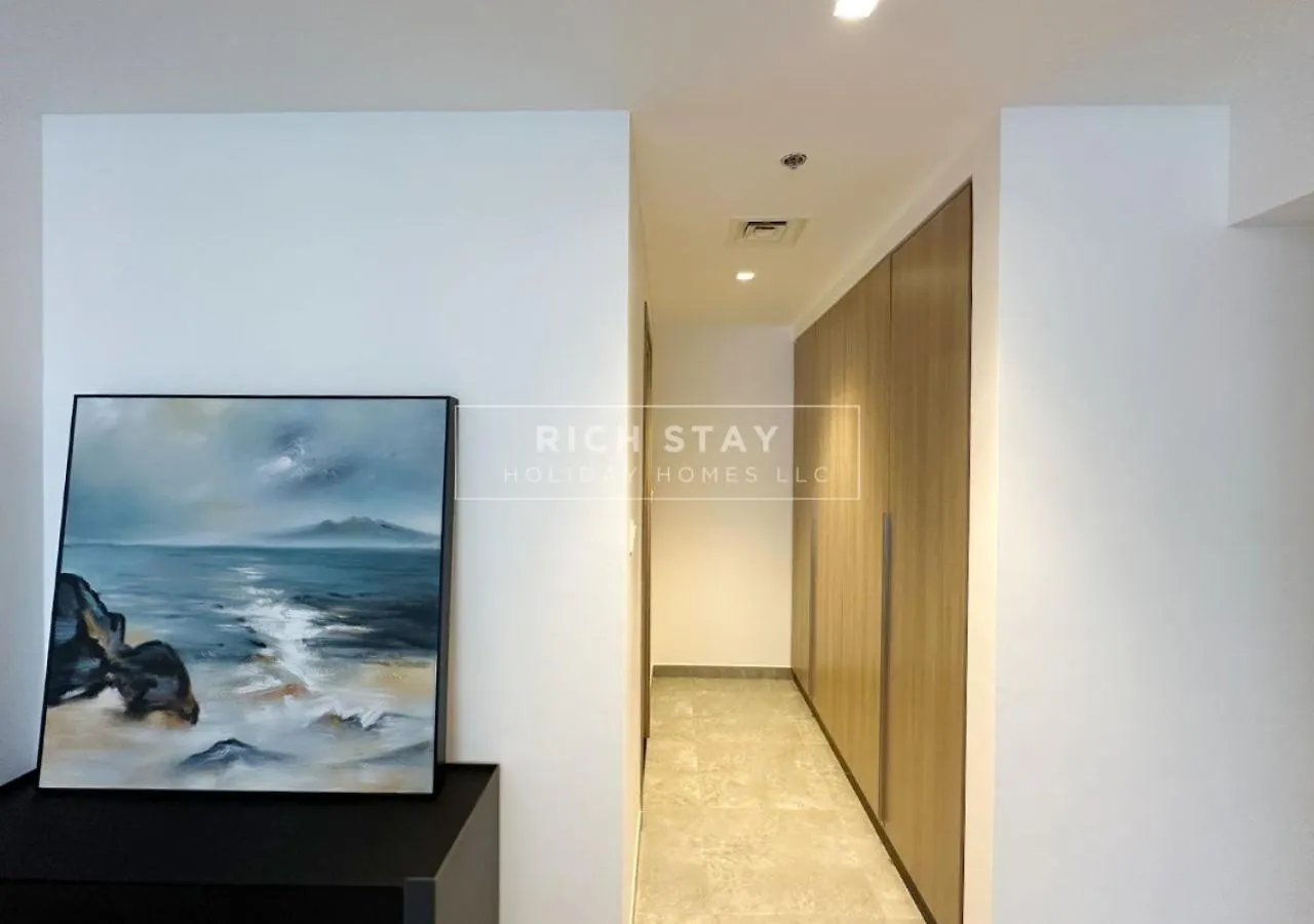 Marina Haven 1Br ,Stella Maris, City View Dubai Apartment